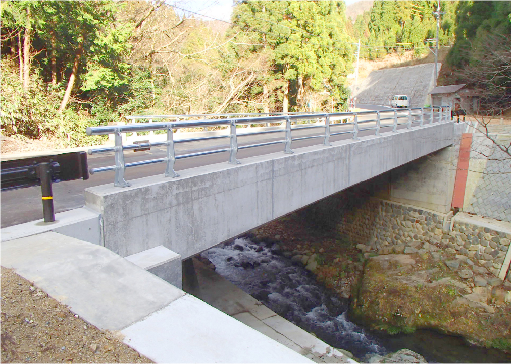 県道岩美八東線橋梁上部工事