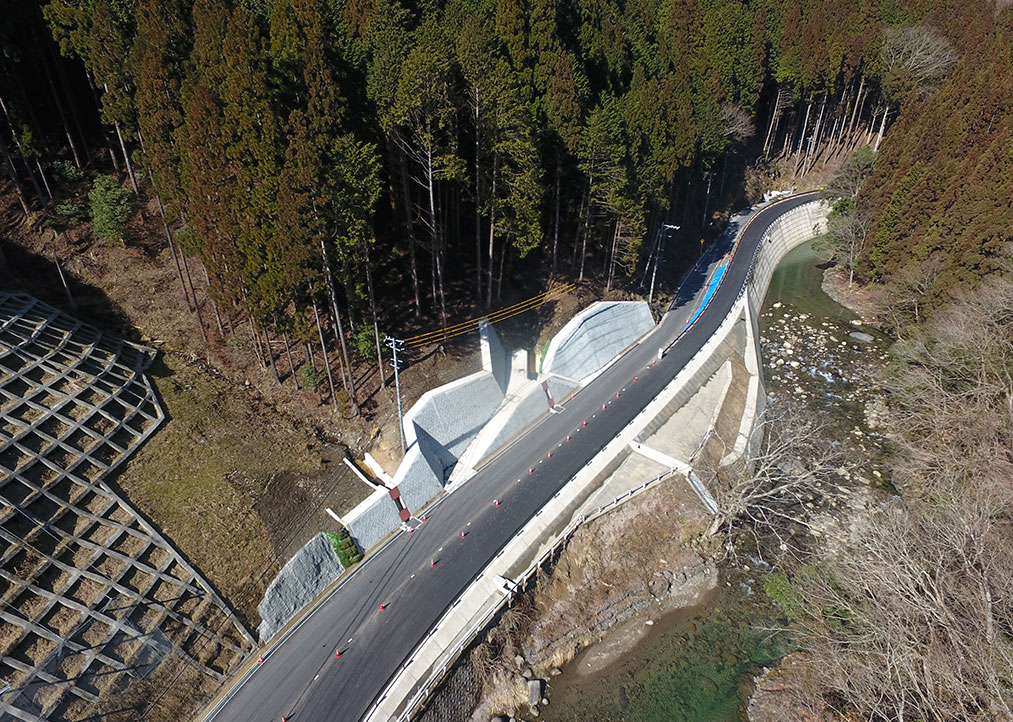 県道津山智頭八東線(大呂2工区)改良工事(2工区)