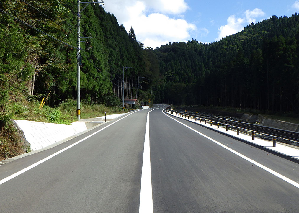 県道津山智頭八東線(芦津工区)改良工事(5工区)